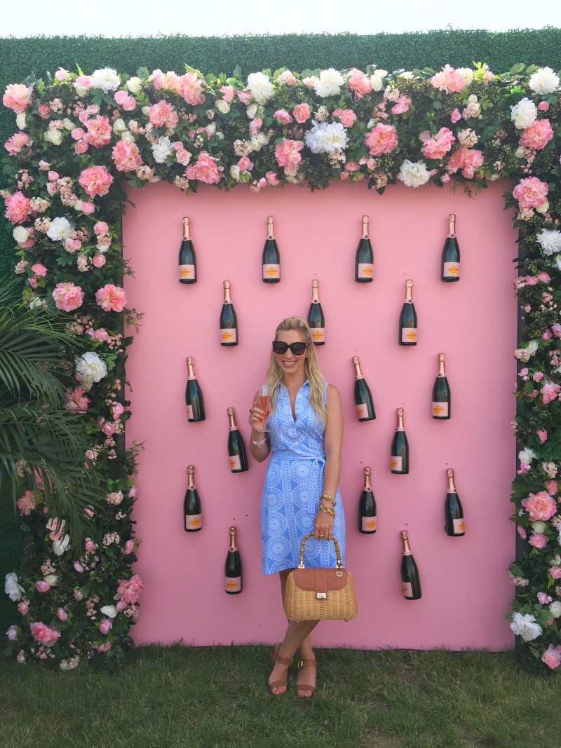 Vueve-Clicquot-Polo-Classic-Rose-Garden-Rose-Wall