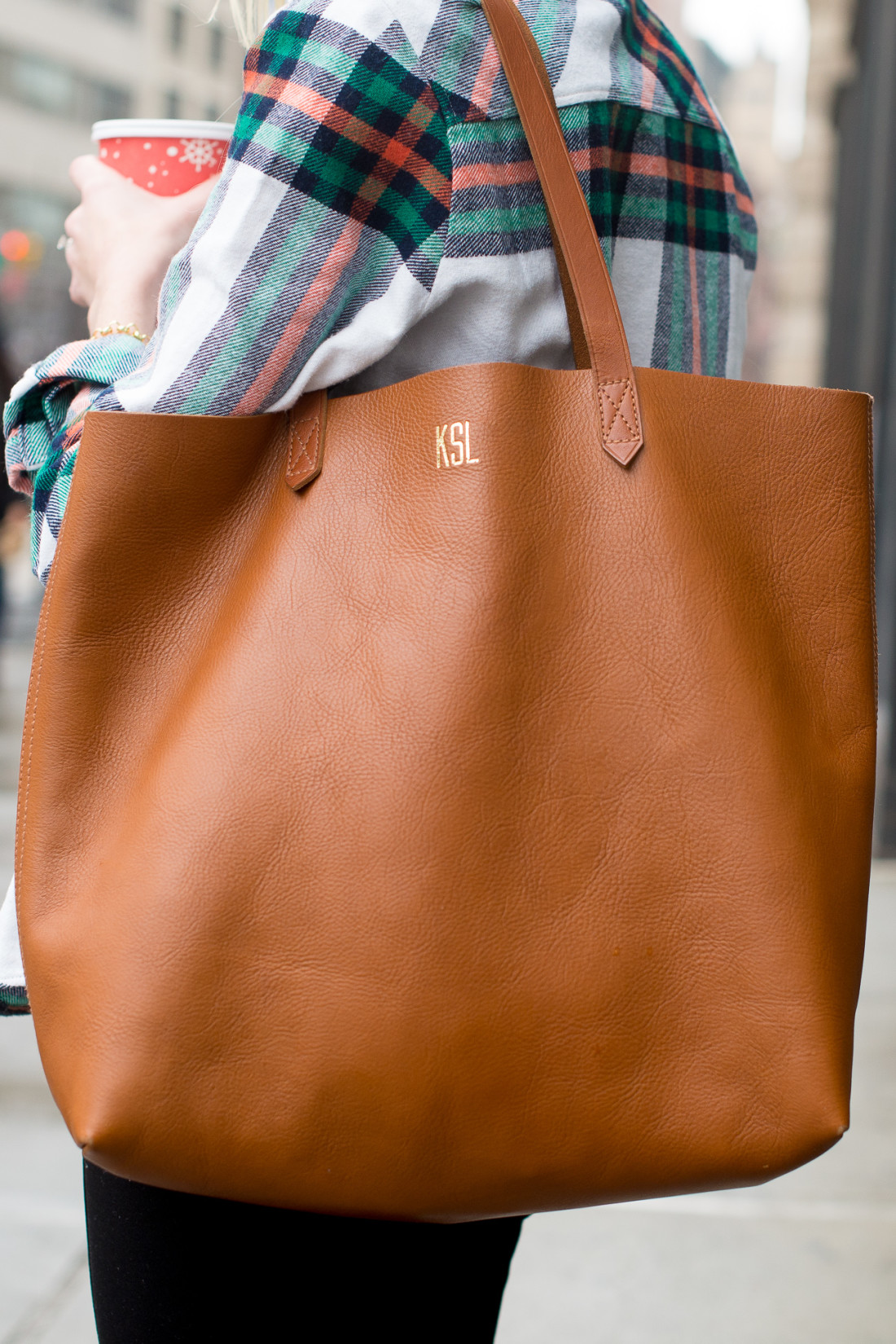 monogrammed-tote-bag