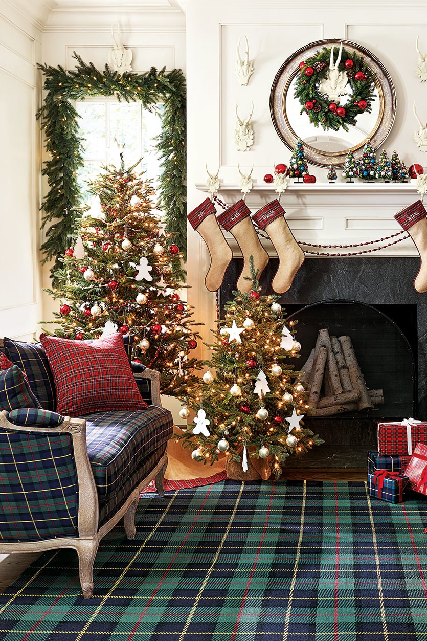 Decorating-With-Plaid