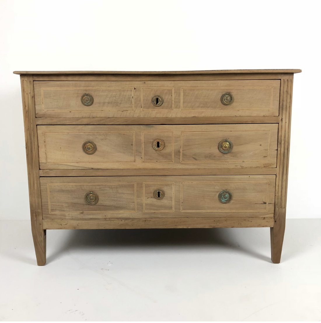 English-Traditions-Pine-Chest