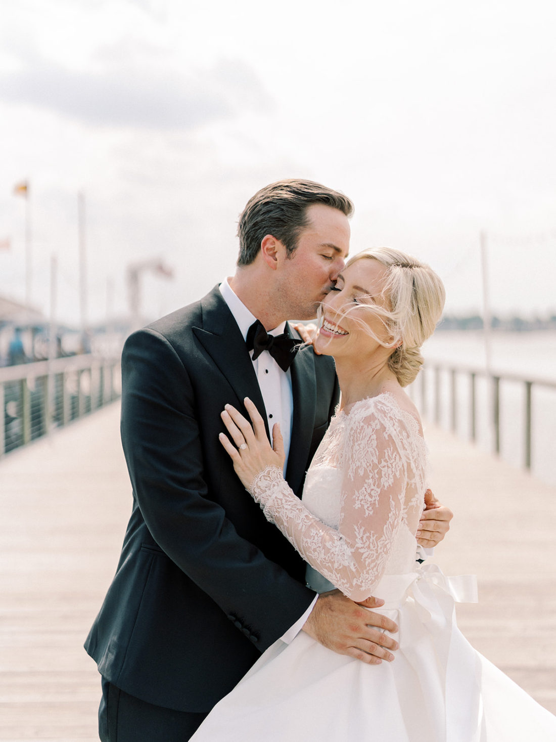 Lauren Nelson and Josh Carlson Wedding - Stamford Yacht Club - First Look Ideas
