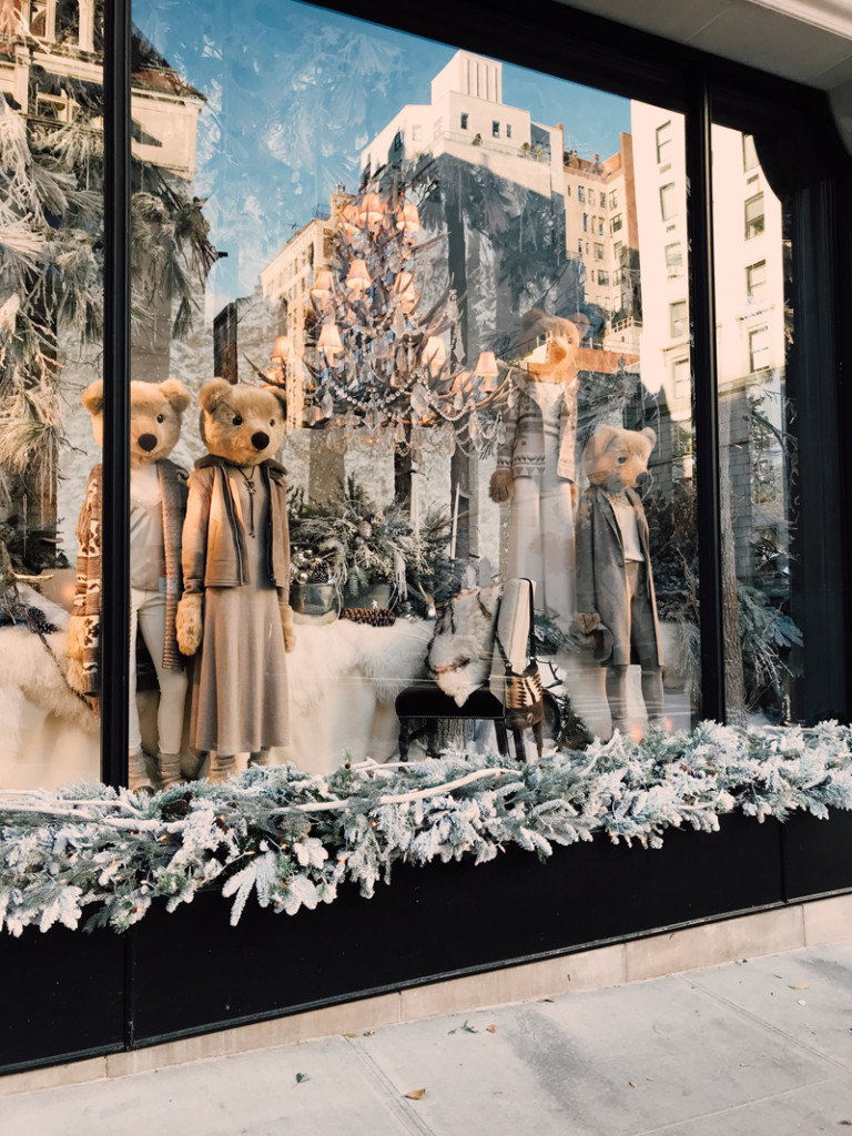 The Ralph Lauren Mansion Holiday Windows & Decor Lauren Nelson