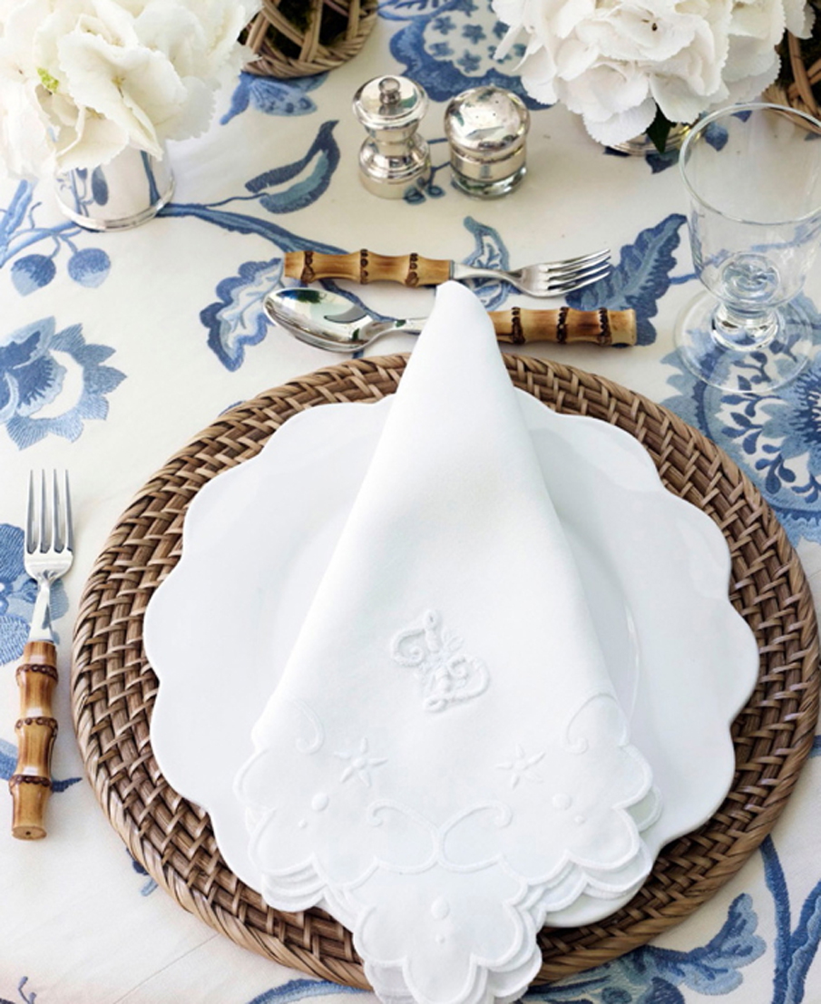 How To Set Your Summer Table - Lauren Nelson